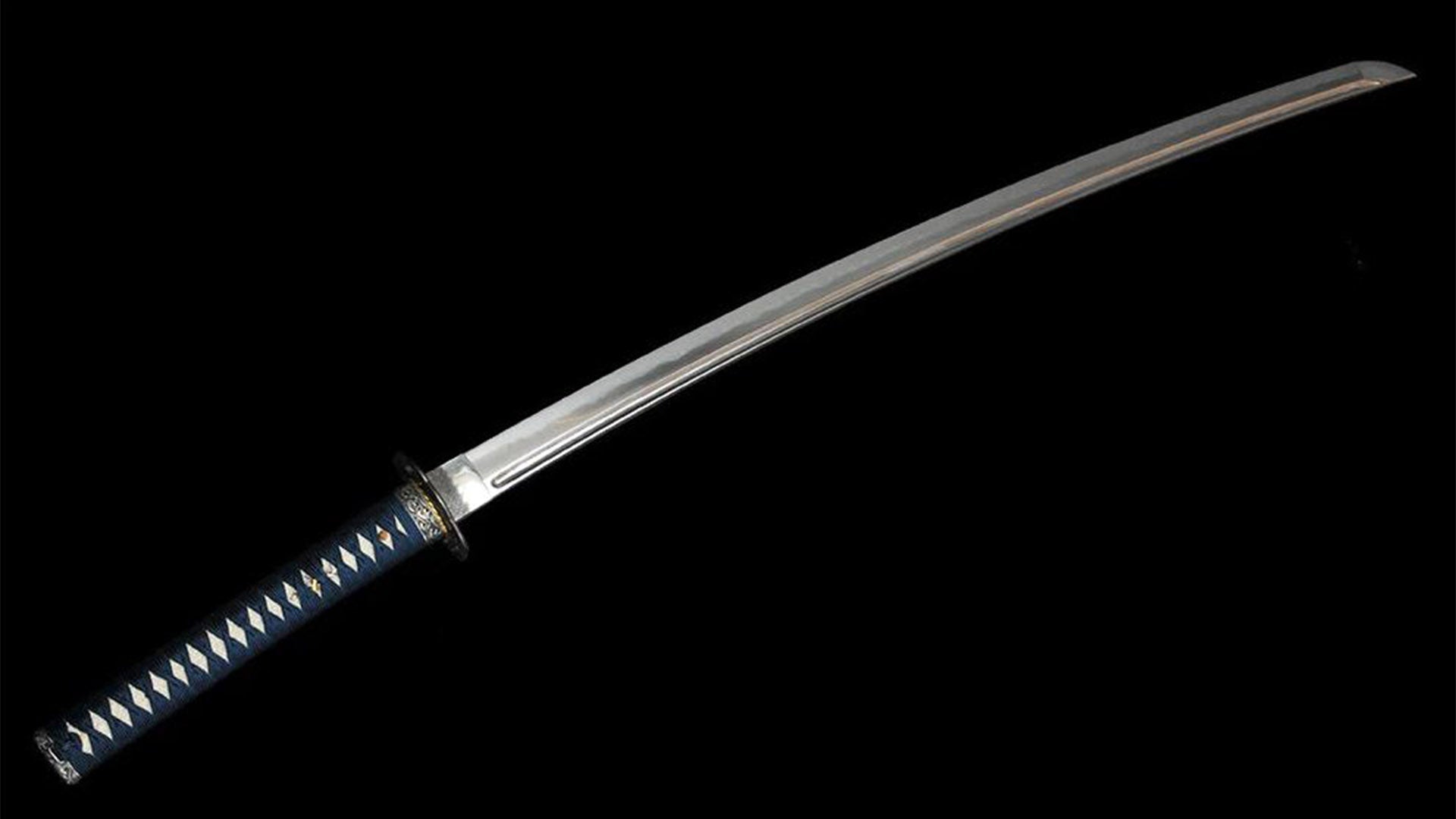 The Fascinating Reason Why Katanas Are Curved
