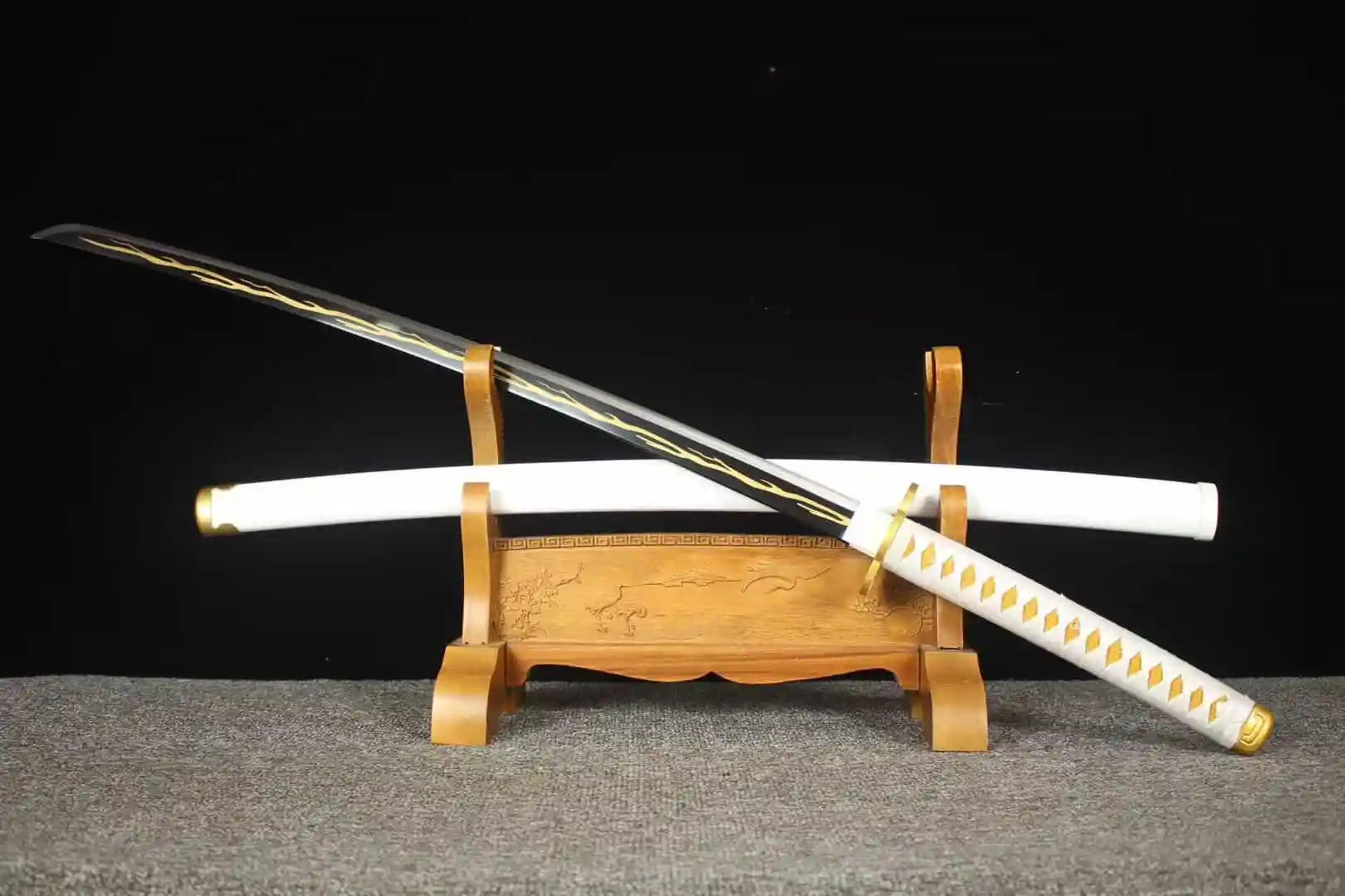Katana Zenitsu Agatsuma