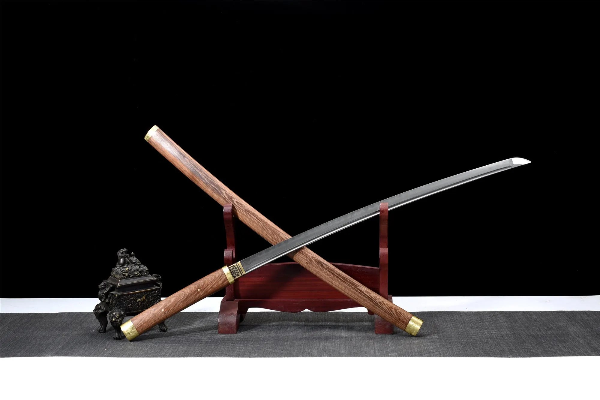Katana Rong Wu