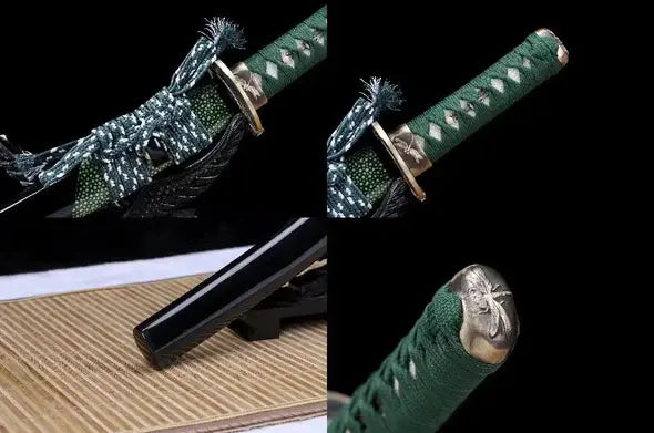 Tanto Ryokushin (緑心短刀)