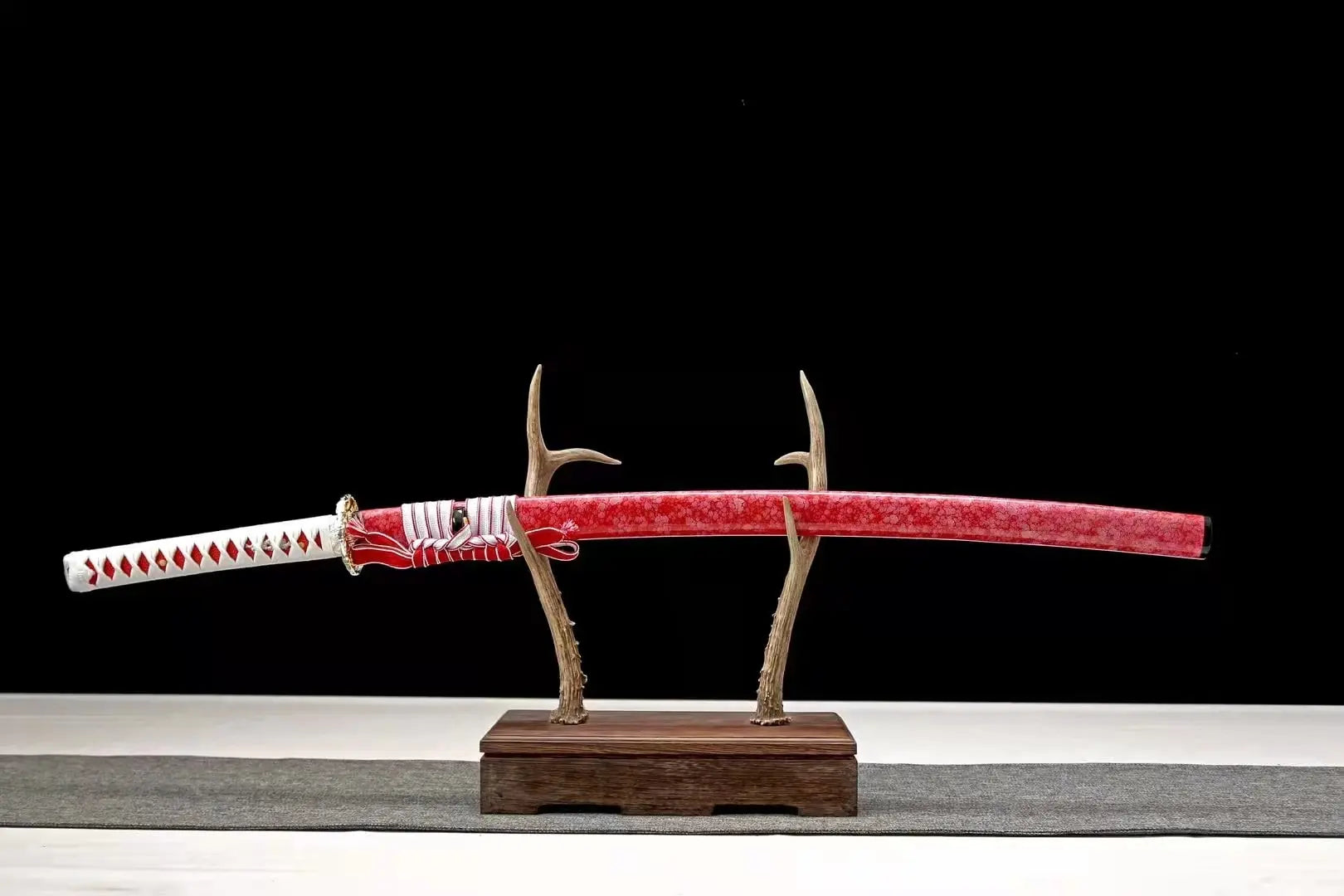 Katana Akita